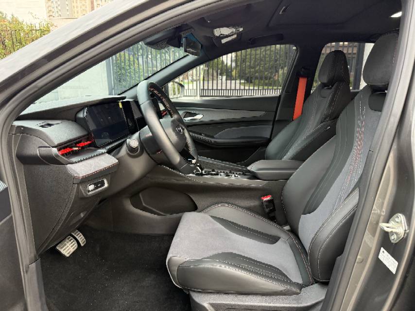 GEELY Binray 2022 car image #7