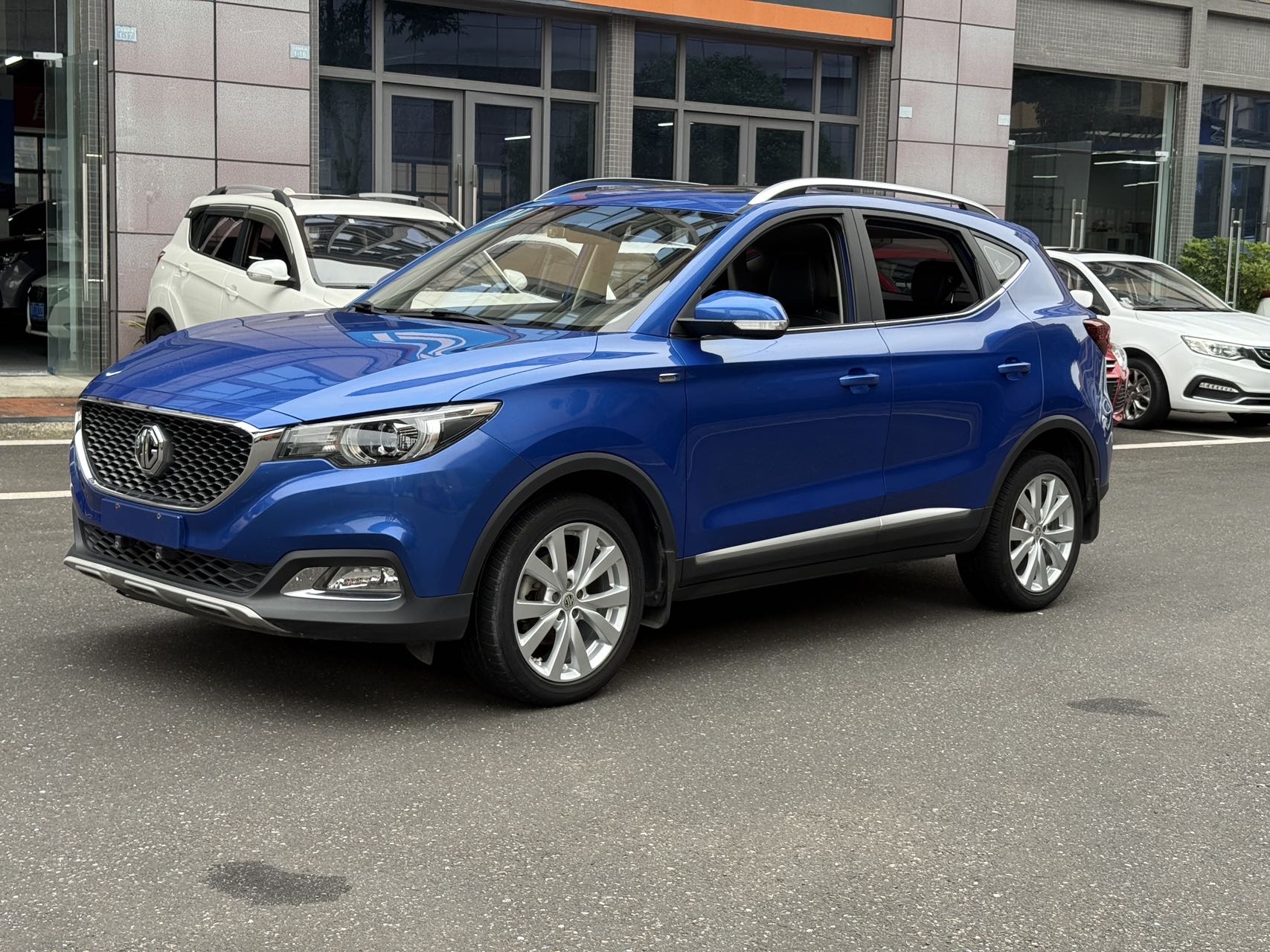MG ZS 2018 MG ZS 2018 car image