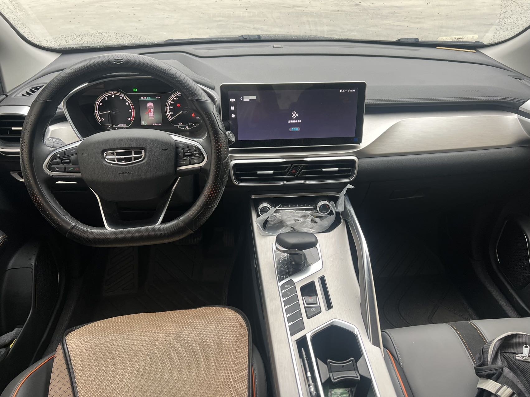 GEELY Coolray 2025 #4 GEELY Coolray 2025 car image #4