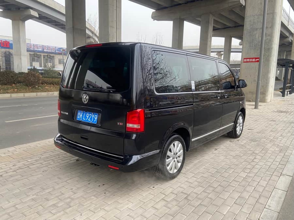 Volkswagen Multivan 2012 immagine di auto #3