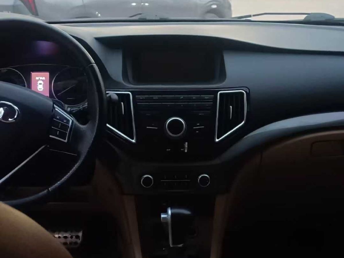 Great Wall 2017 car image #3