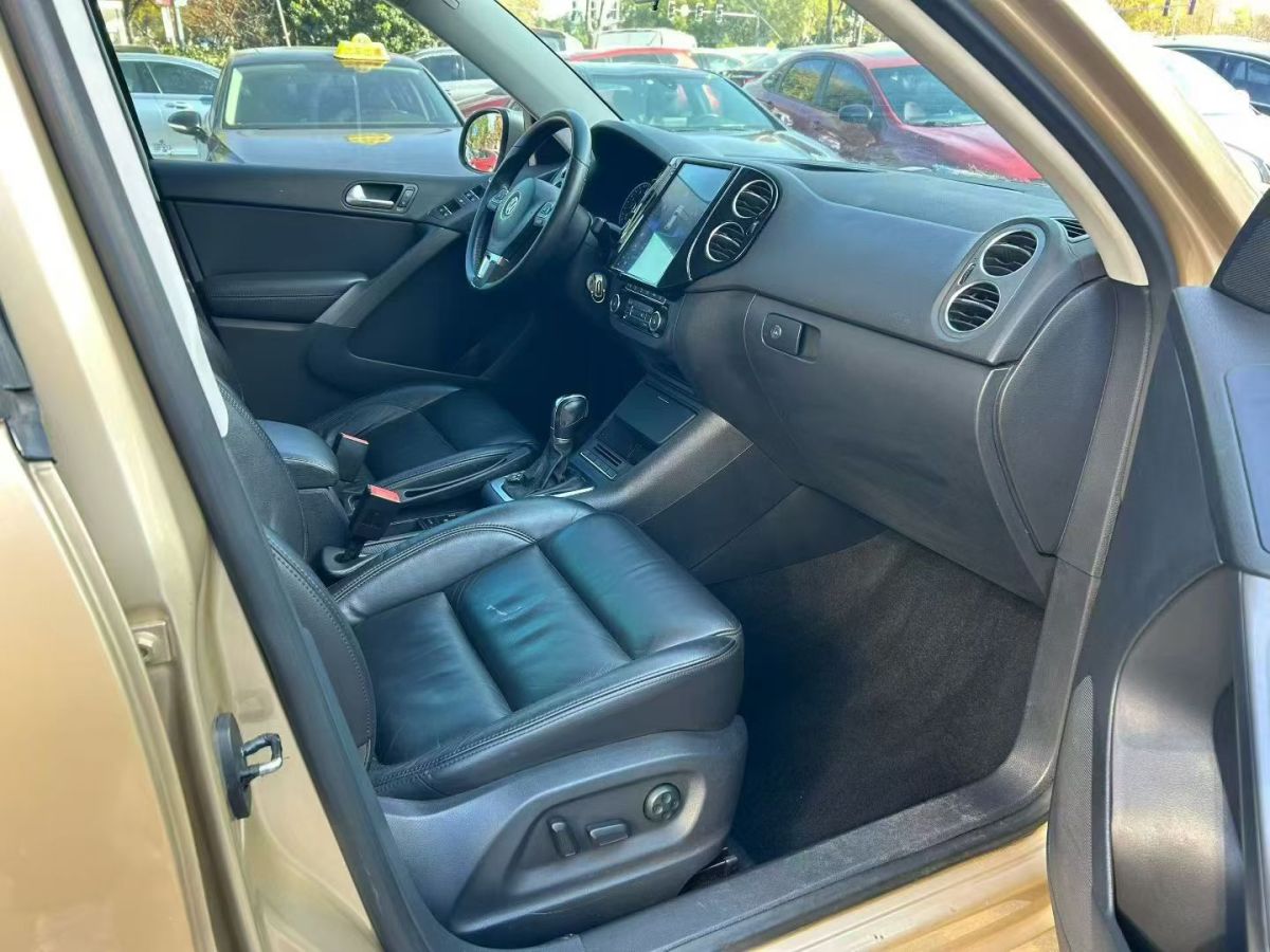 Volkswagen Tiguan 2013 car image #5