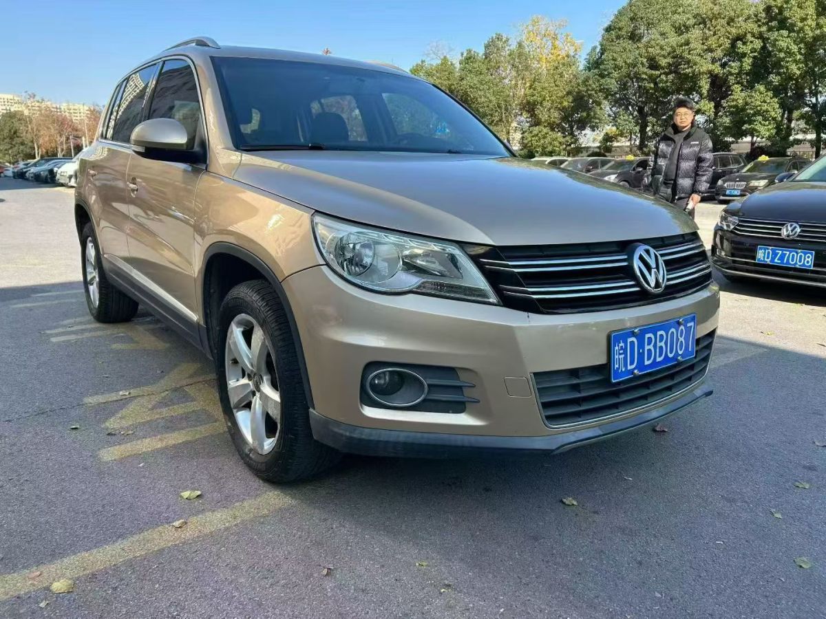 Volkswagen Tiguan 2013 car image #3