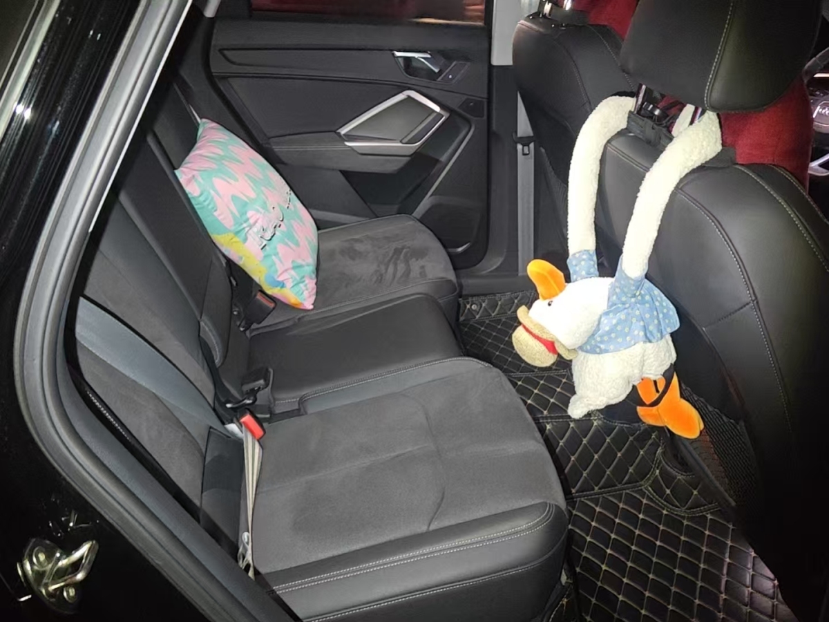 Audi Q3 2022 #3 Audi Q3 2022 صورة سيارة #3