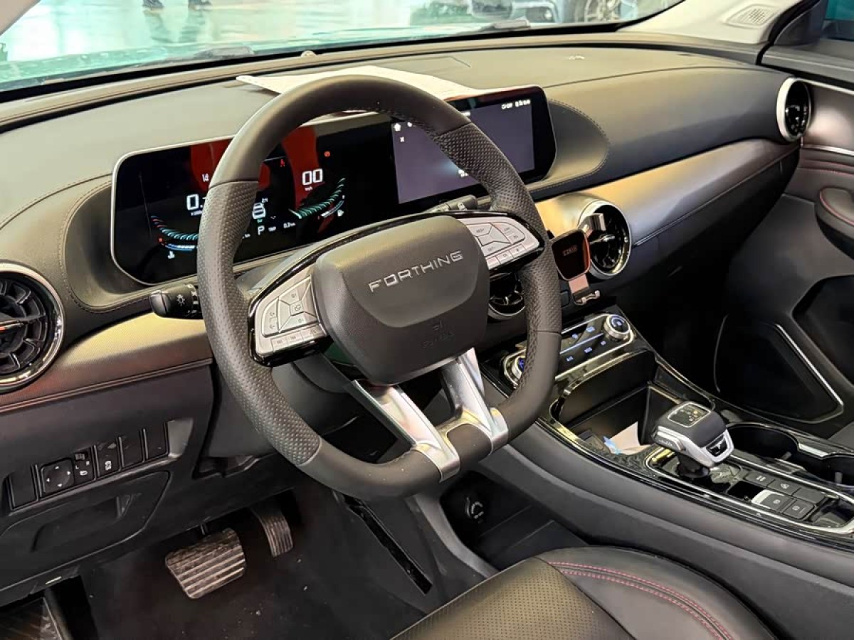 Forthing T5 EVO 2021 car image #5