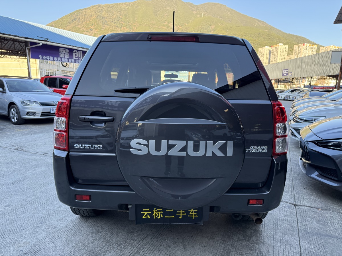 铃木 超级维特拉 2012 汽车图片 #4