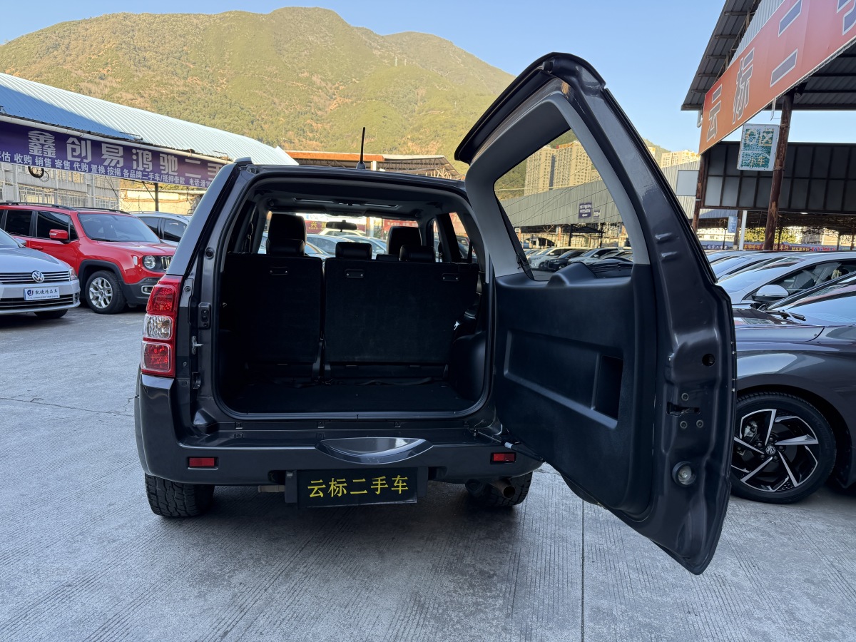 铃木 超级维特拉 2012 汽车图片 #10