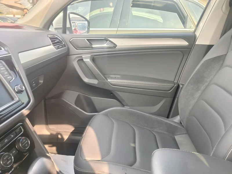 Volkswagen Tiguan L 2017 car image #5