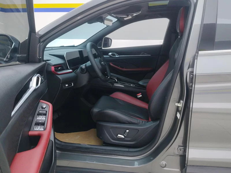 GEELY Coolray 2023 #11 GEELY Coolray 2023 car image #11