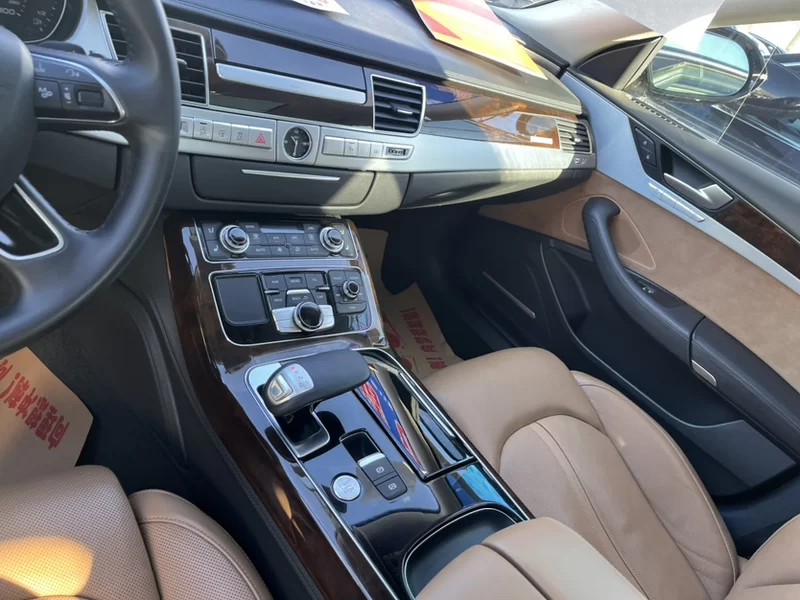 Audi A8 2014 car image #6