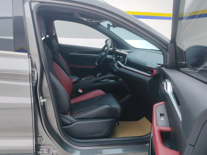 GEELY Coolray 2023 #18 GEELY Coolray 2023 car image #18