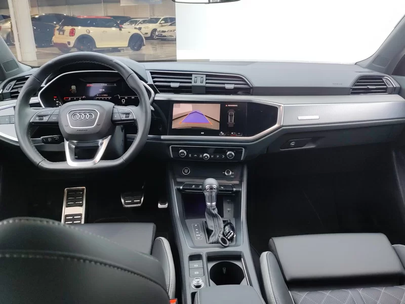 Audi Q3 2025 #8 Audi Q3 2025 car image #8