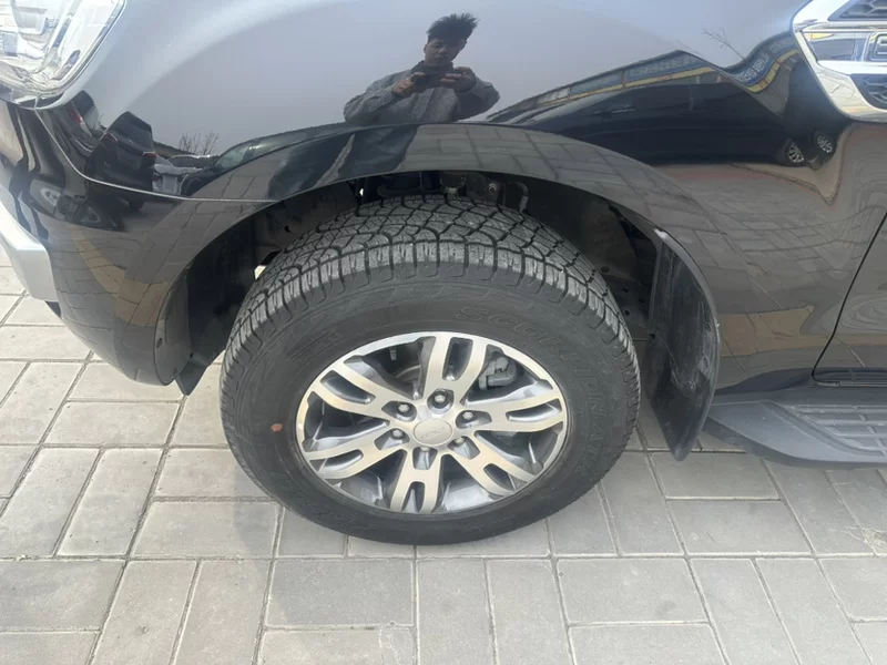 Ford Everest 2019 car image #2