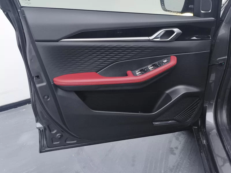 GEELY Coolray 2023 image de voiture #10