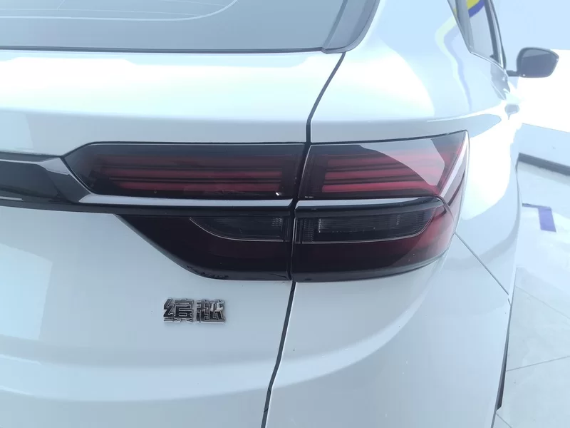 GEELY Coolray 2024 #5 GEELY Coolray 2024 immagine di auto #5
