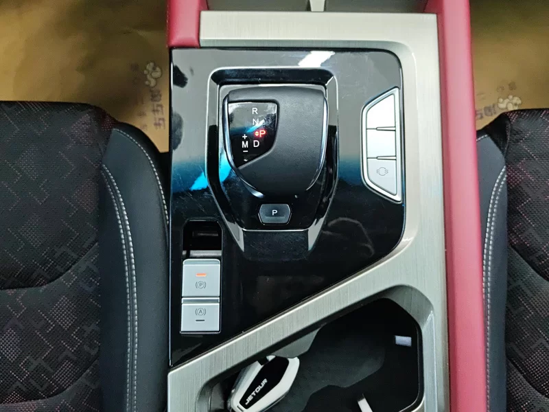 Jetour X70 2023 car image #15