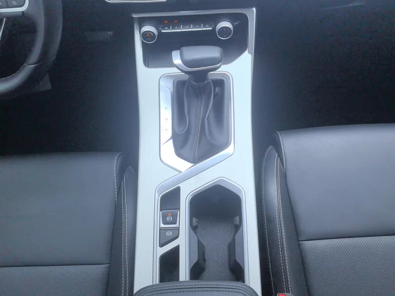 GEELY Coolray 2024 #15 GEELY Coolray 2024 immagine di auto #15