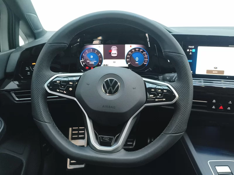 Volkswagen Golf 2024 #14 Volkswagen Golf 2024 صورة سيارة #14