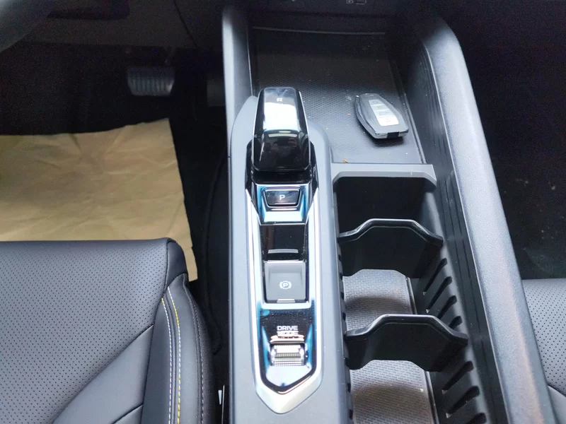 GEELY Binray 2025 #15 GEELY Binray 2025 imagen de coche #15