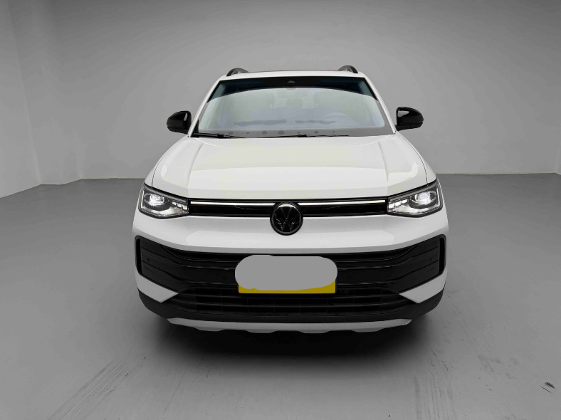 Volkswagen Tharu 2025 car image #4