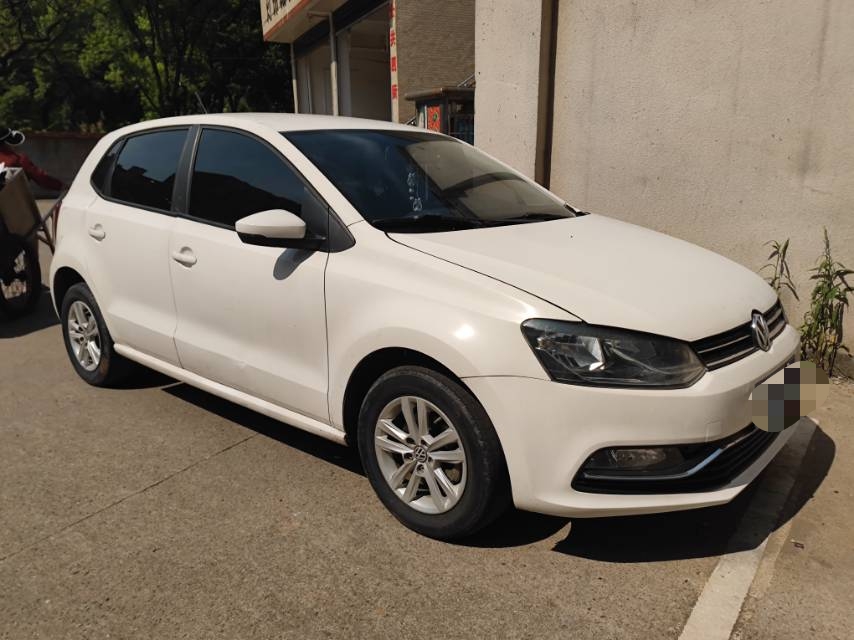 Volkswagen Polo 2018 car image #2