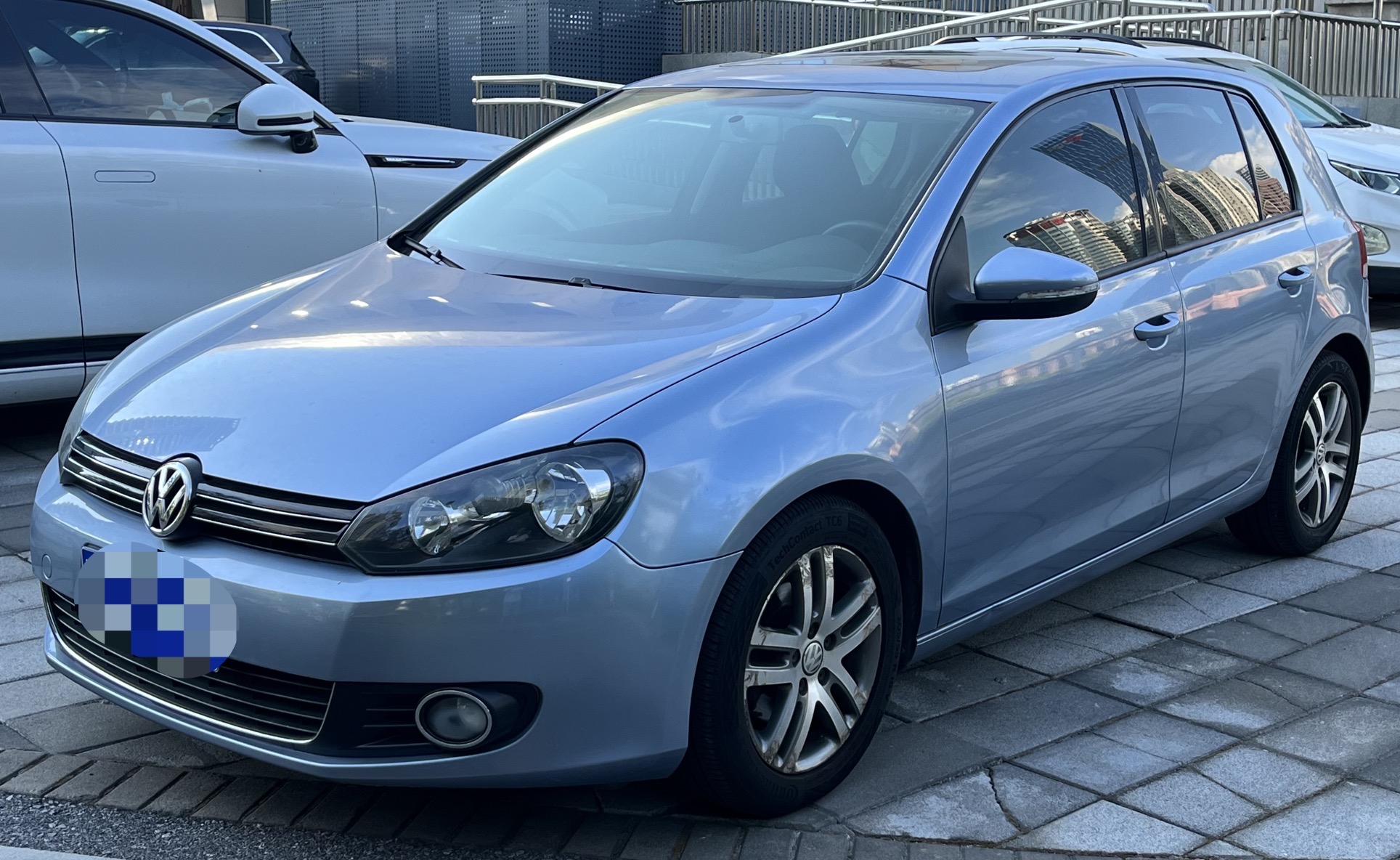 2010 #2 2010 car image #2