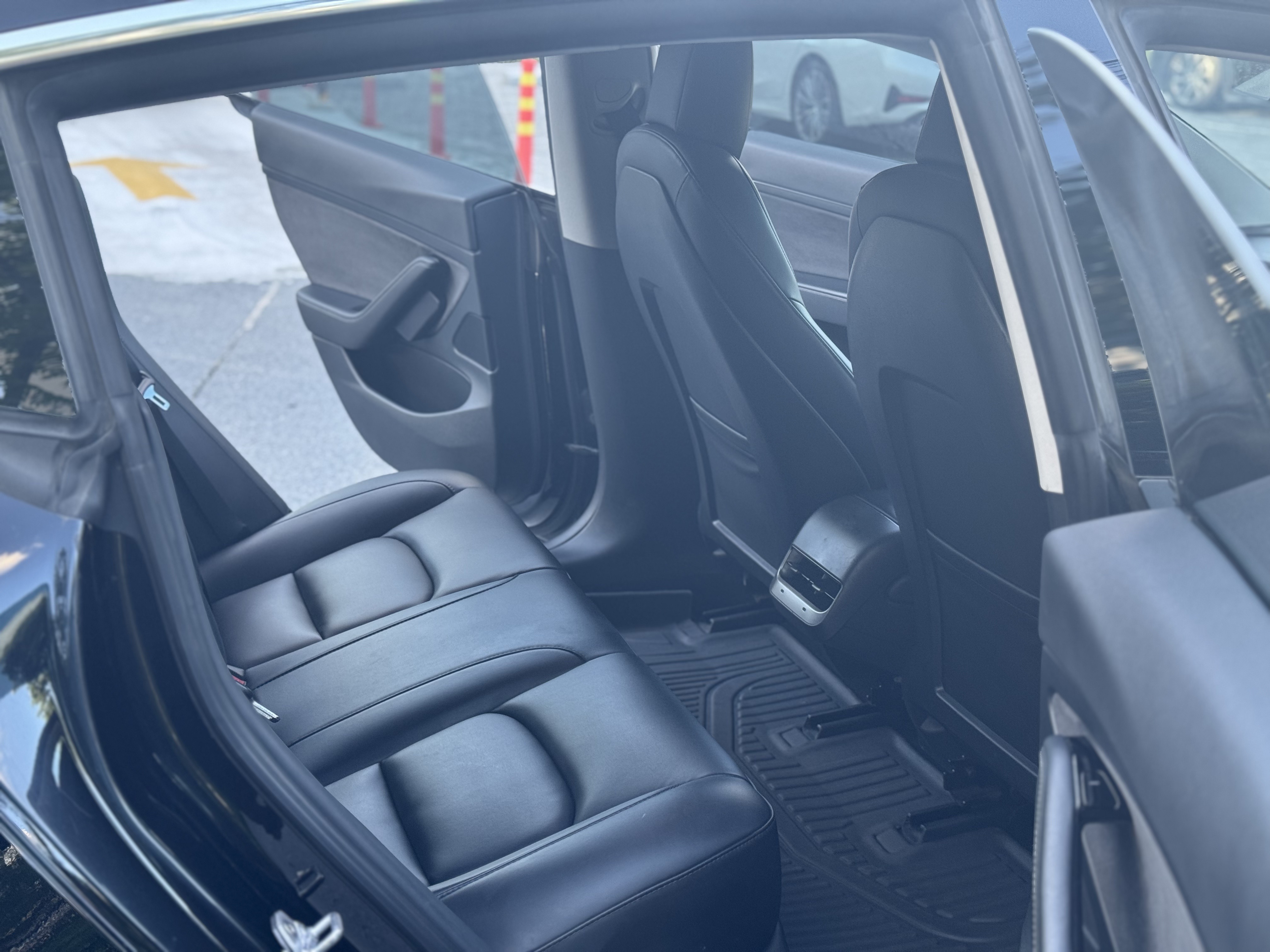 Tesla Model 3 2020 car image #8