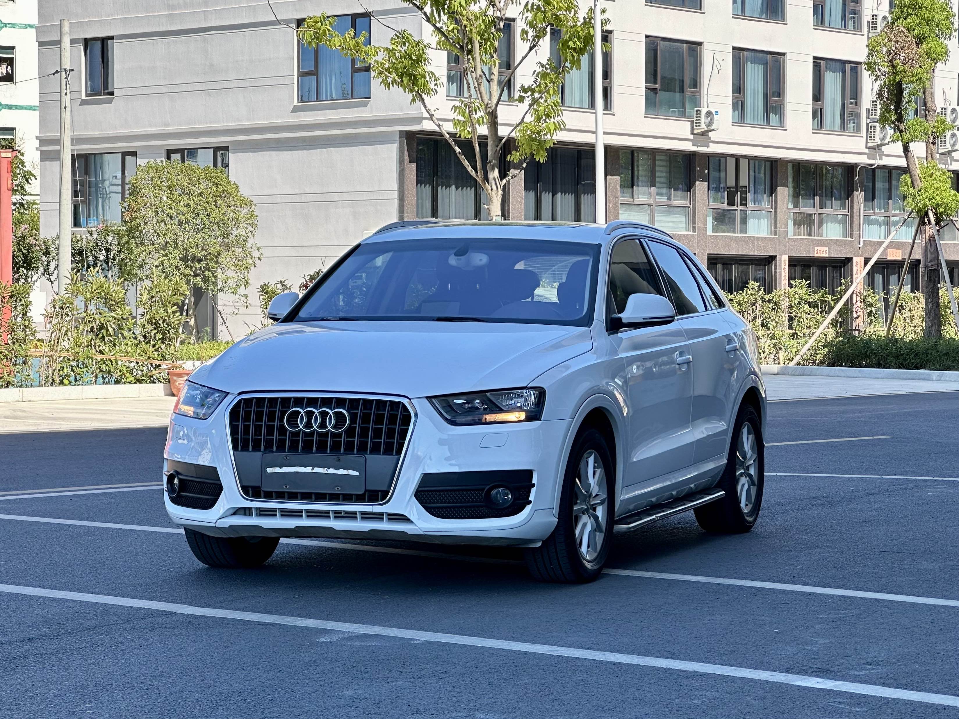 Audi Q3 2013 #2 Audi Q3 2013 car image #2