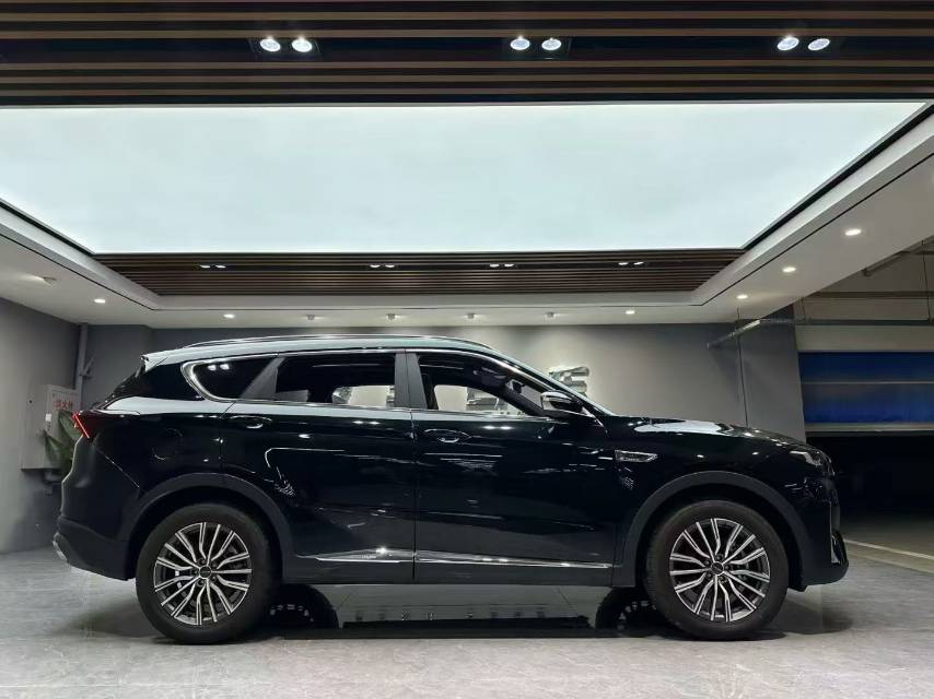 Jetour X70 PLUS 2023 car image #9