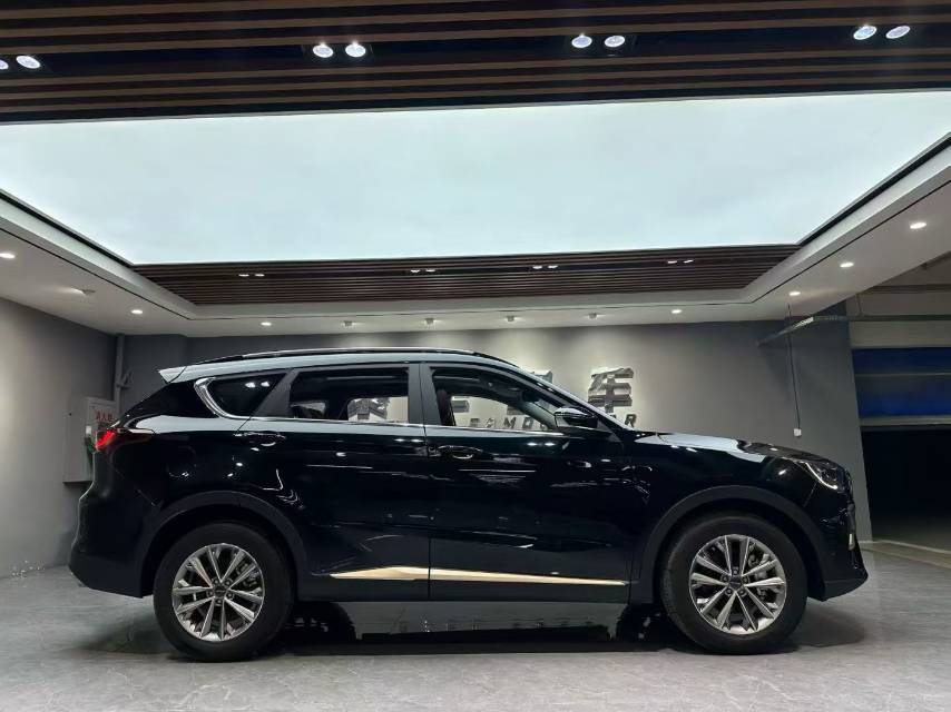 Jetour X70 PLUS 2024 car image #10