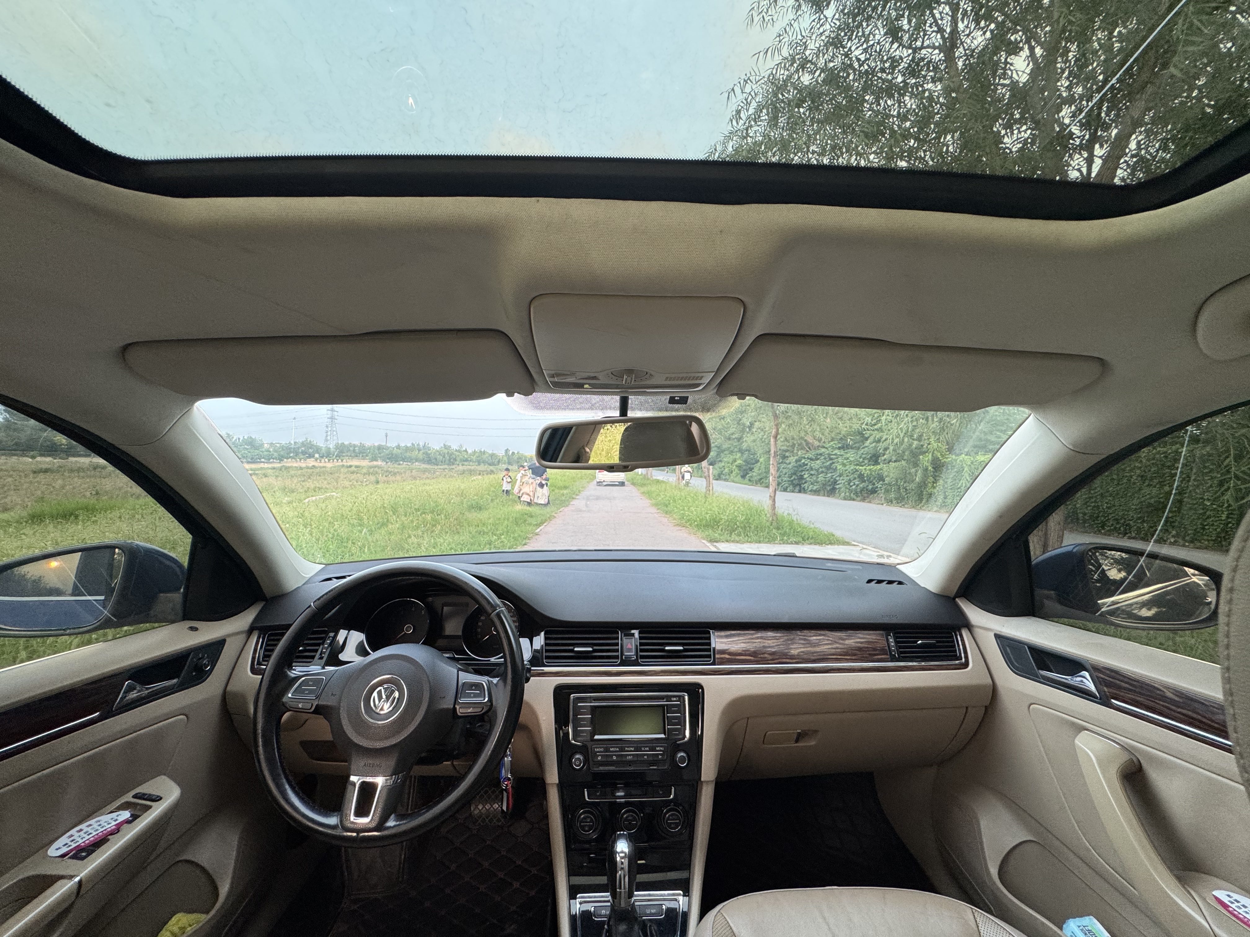 Volkswagen Bora 2013 car image #7