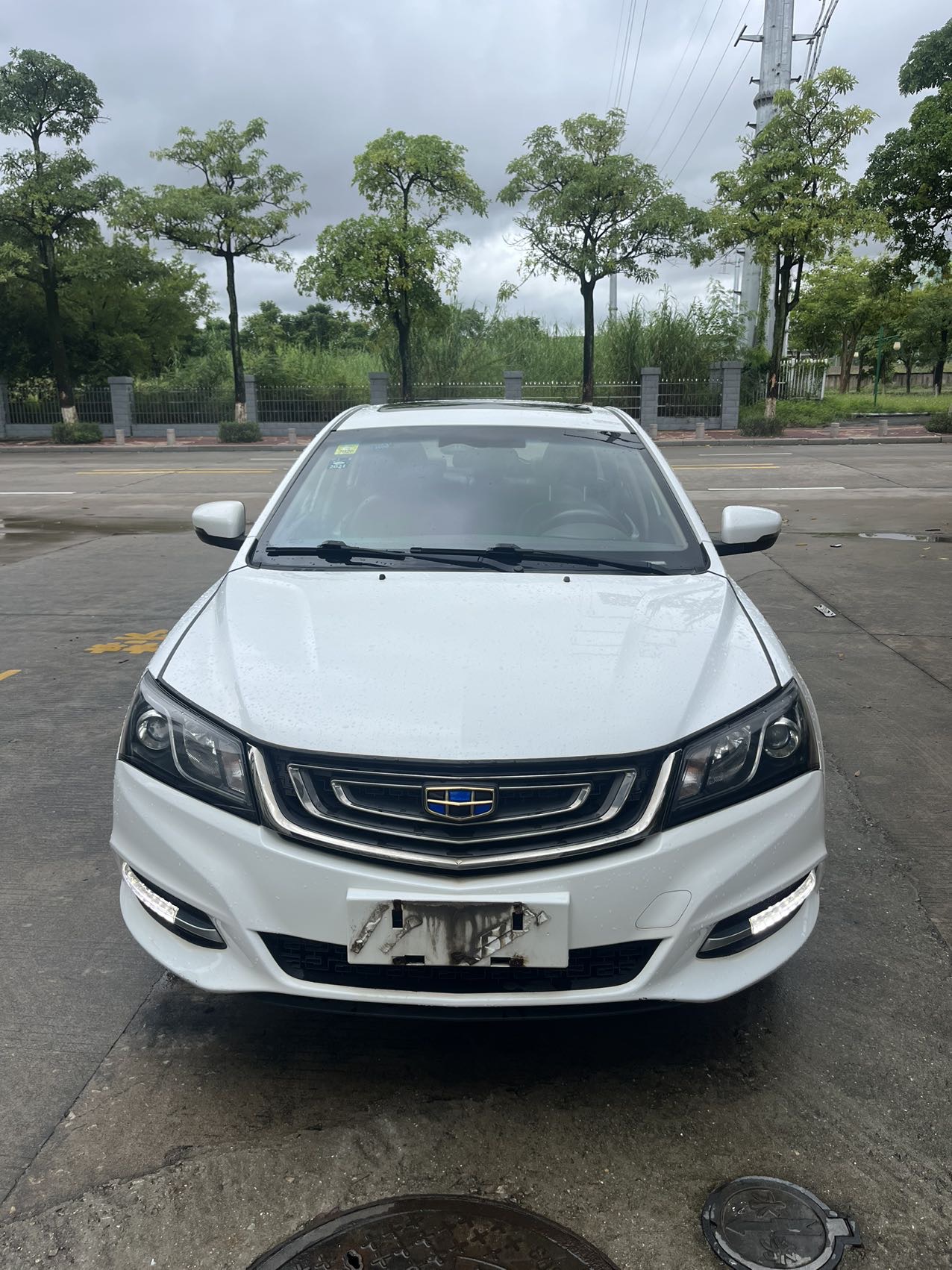 GEELY Emgrand 2017 #4 GEELY Emgrand 2017 car image #4