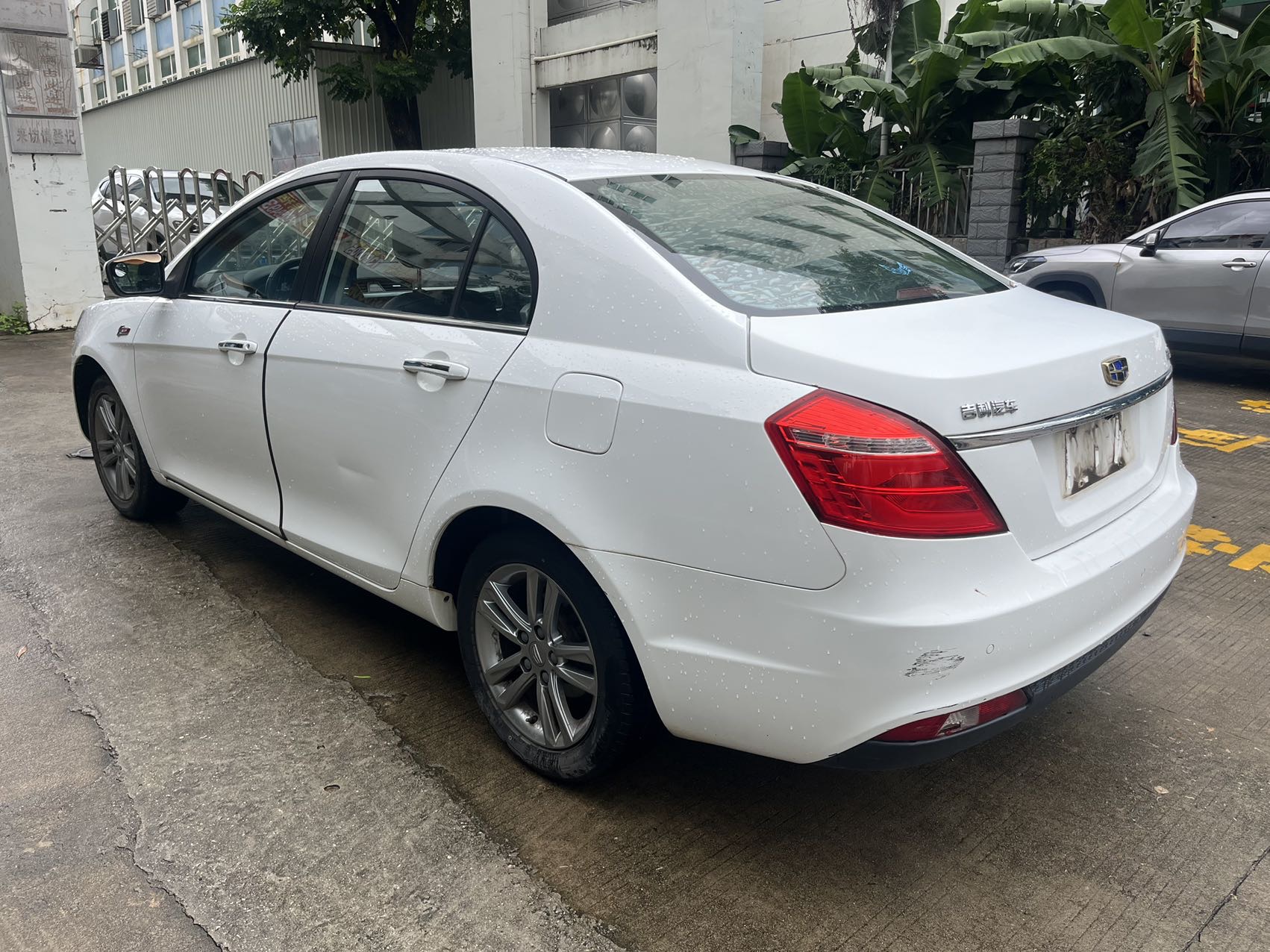 GEELY Emgrand 2017 #6 GEELY Emgrand 2017 car image #6