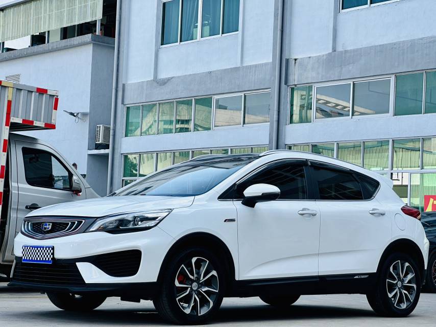 GEELY Emgrand GS 2019 صورة سيارة #2