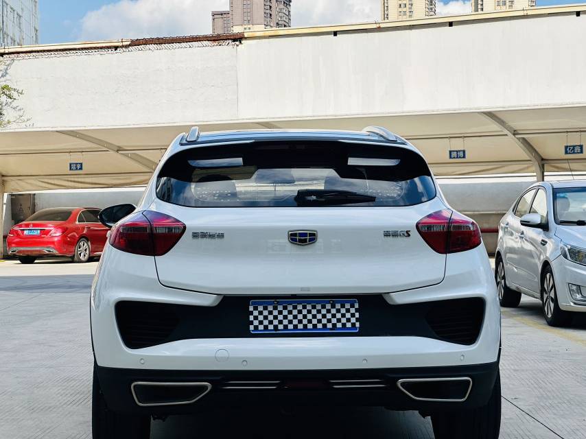 GEELY Emgrand GS 2019 صورة سيارة #10