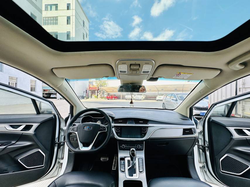 GEELY Emgrand GS 2019 صورة سيارة #7