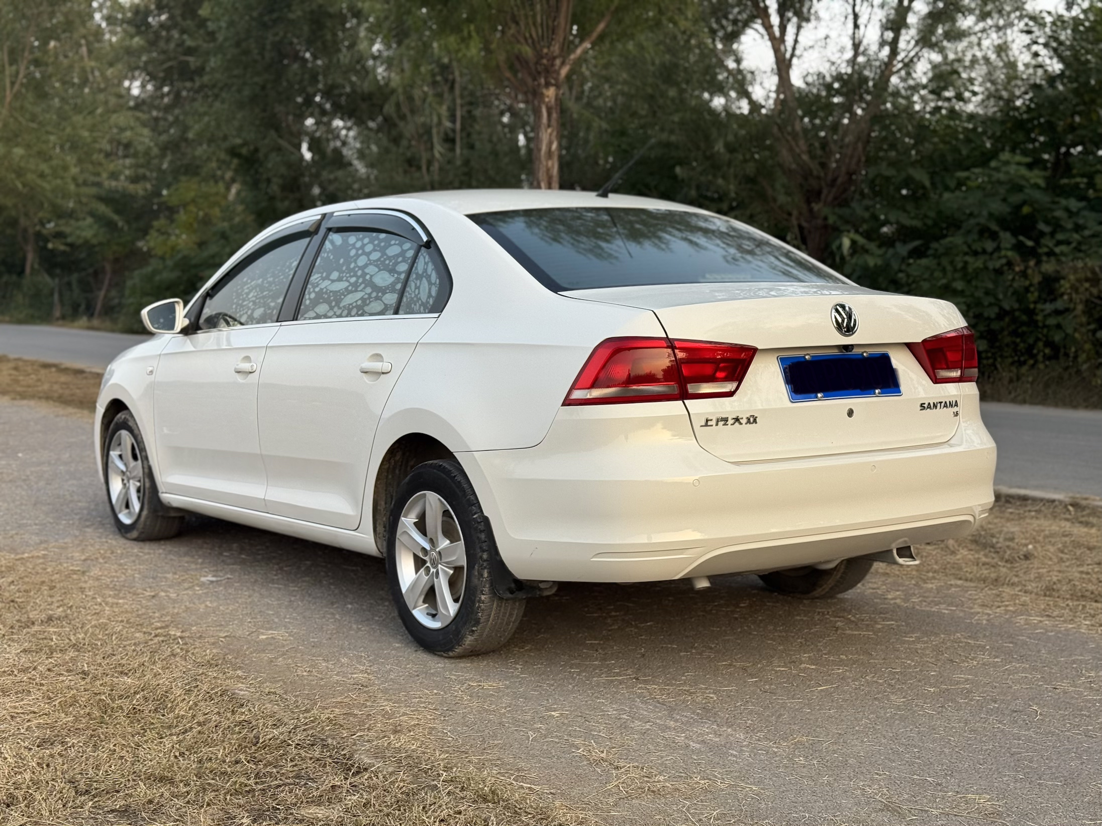 Volkswagen Santana 2015 car image #7