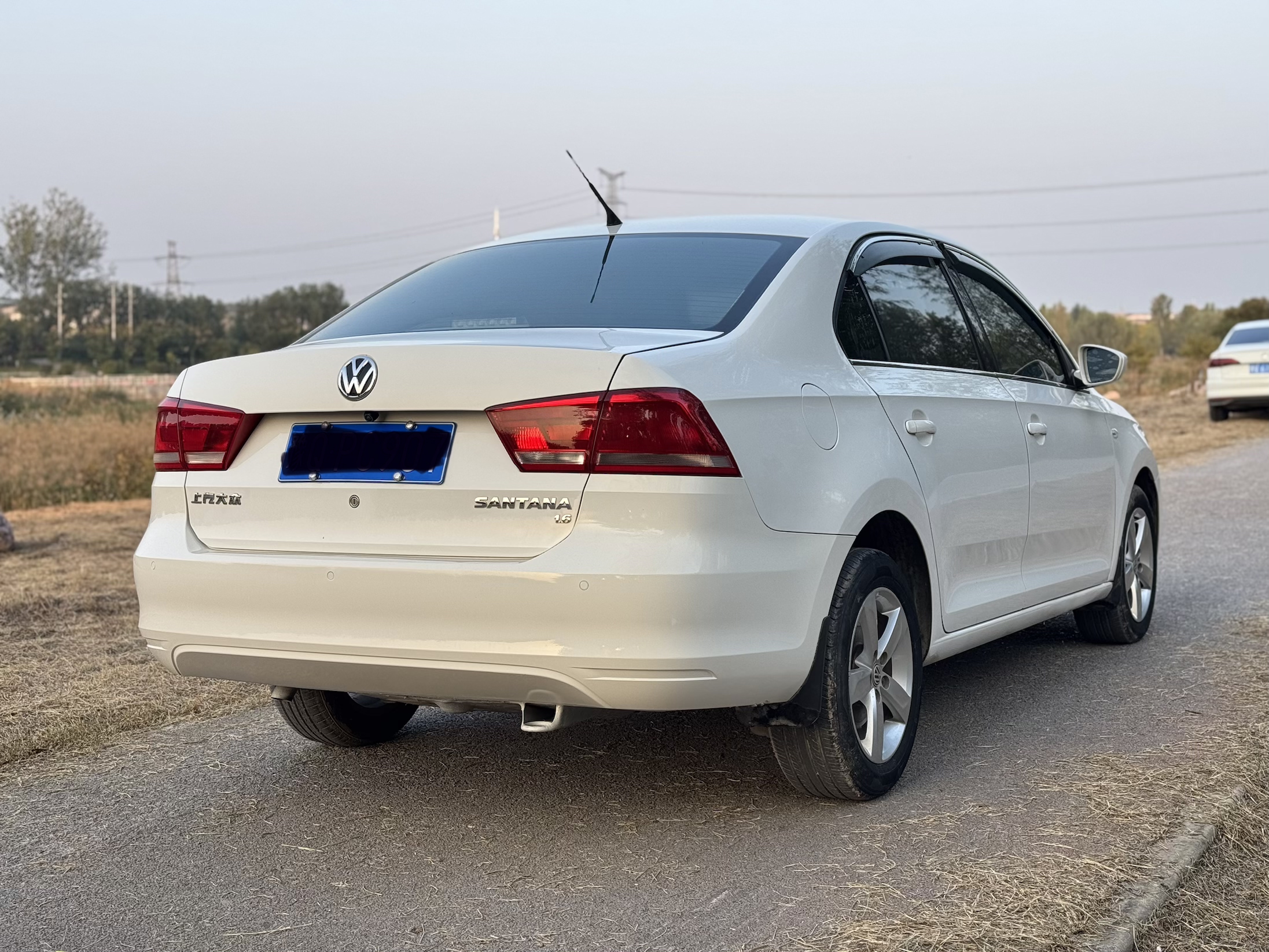 Volkswagen Santana 2015 car image #6