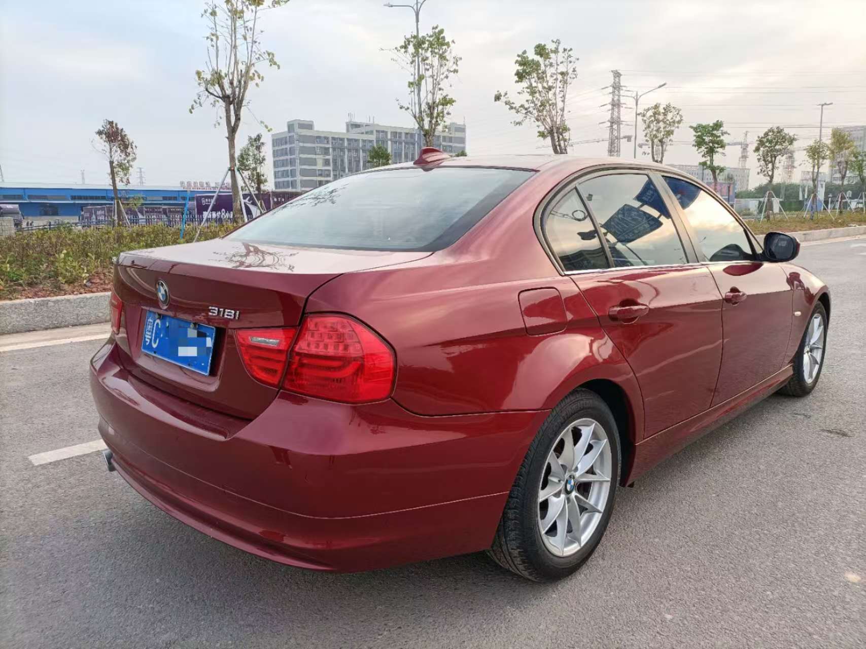 BMW 3 Series (Imported) 2011 car image #4