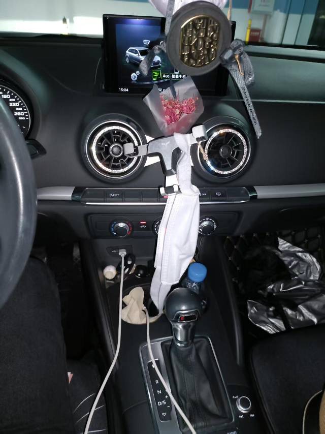 Audi A3 2018 car image #7