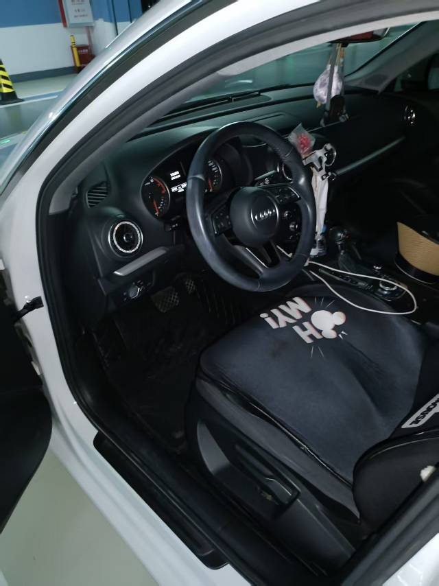 Audi A3 2018 car image #4