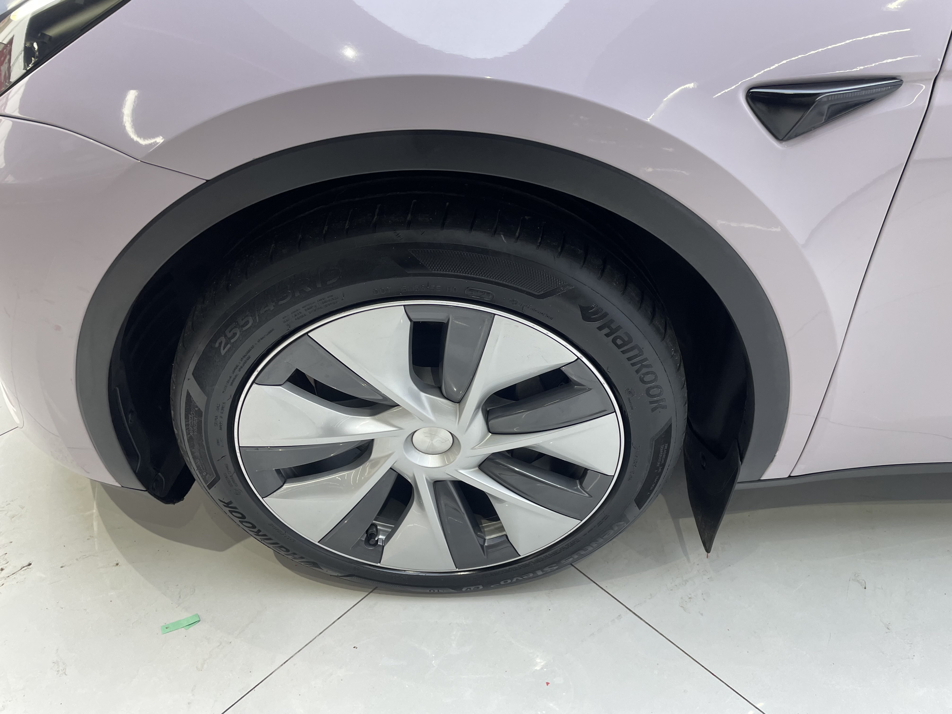 Tesla Model Y 2021 #9 Tesla Model Y 2021 car image #9