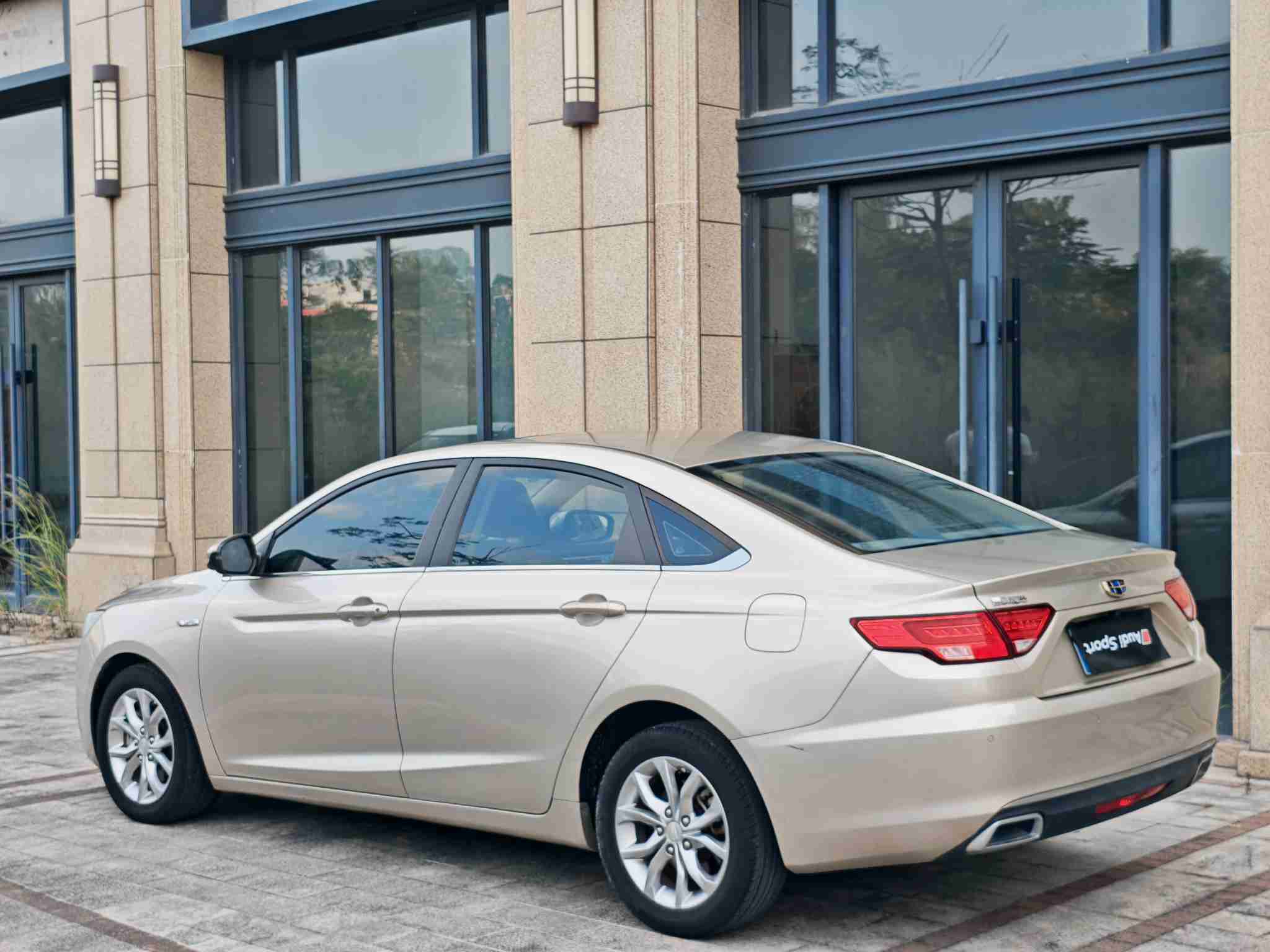 GEELY Emgrand GL 2016 car image #7