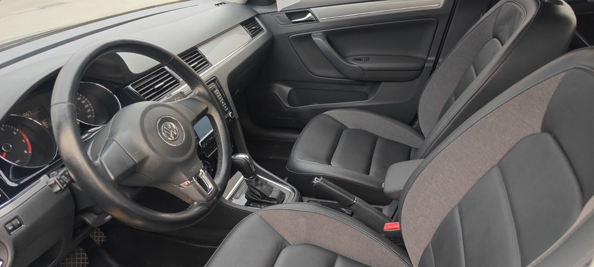 Volkswagen Bora 2015 #8 Volkswagen Bora 2015 car image #8