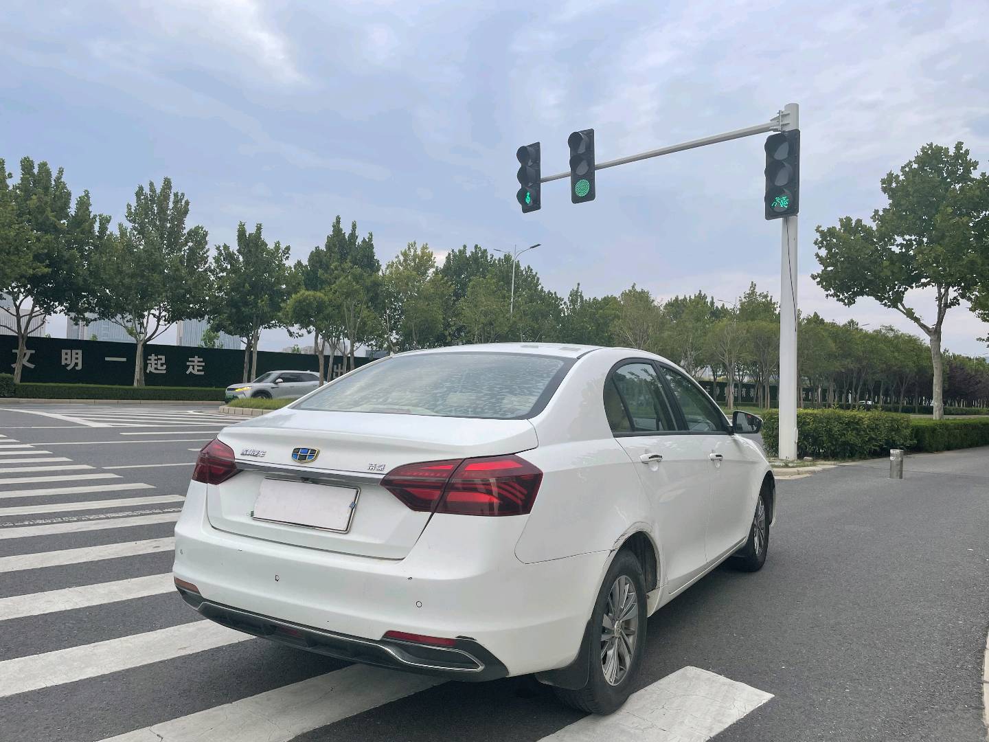 GEELY Emgrand 2018 #7 GEELY Emgrand 2018 car image #7