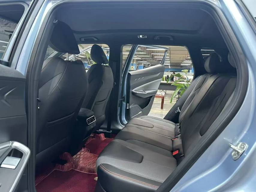 GEELY Boyue L 2023 car image #5
