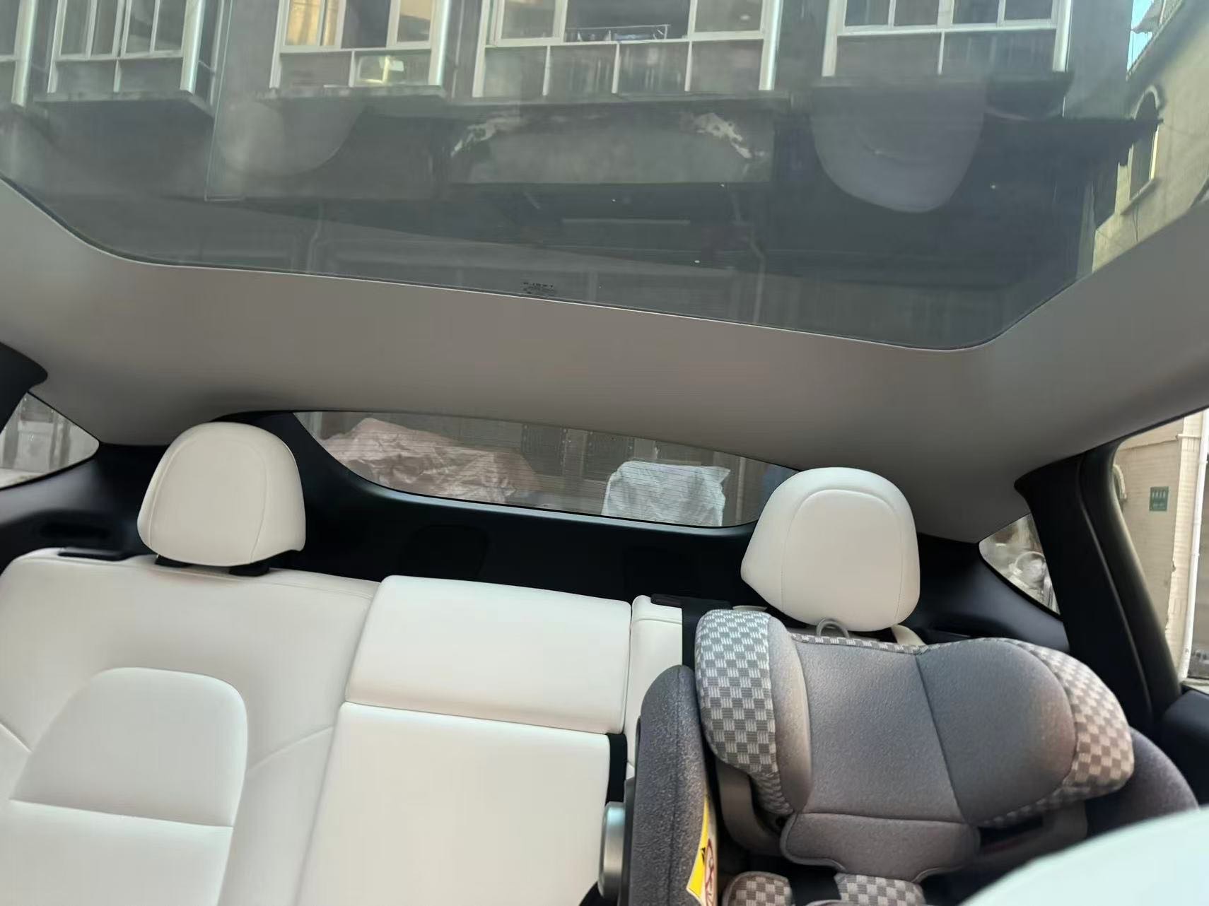 Tesla Model Y 2024 car image #11