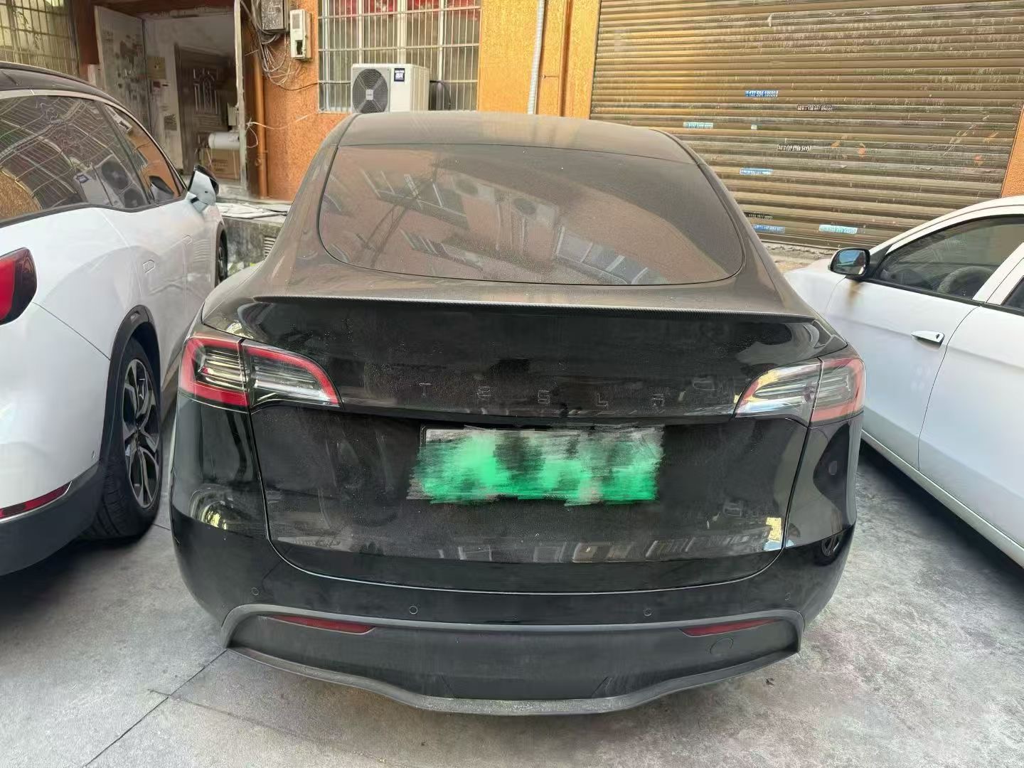 Tesla Model Y 2024 car image #6