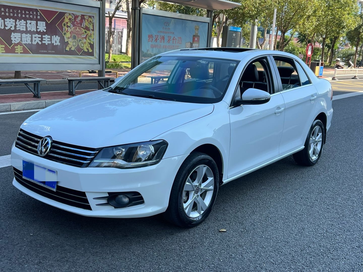 Volkswagen Bora 2014 car image #2
