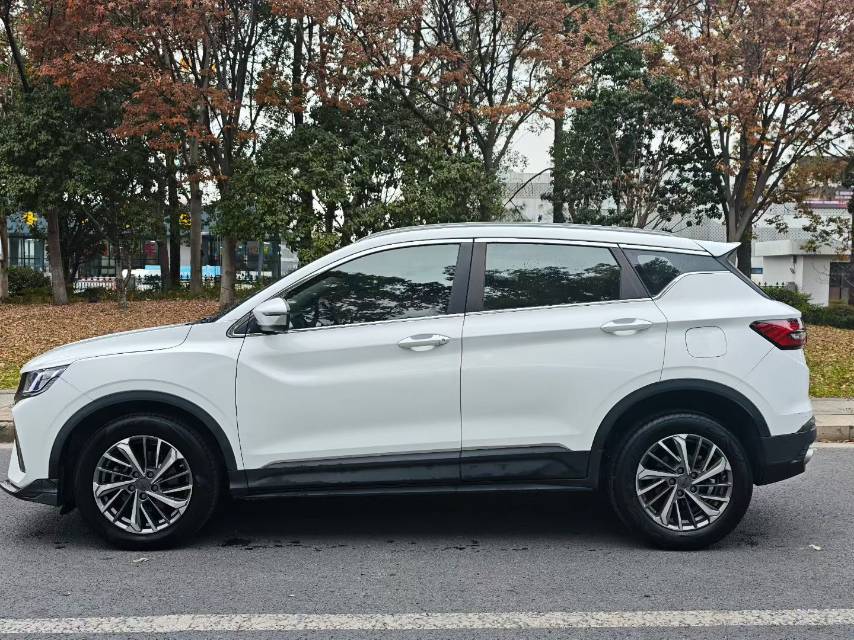 GEELY Coolray 2022 car image #5